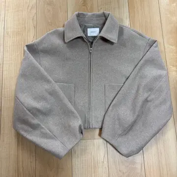 Discoat 중공사 지퍼 자켓