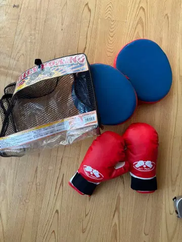 완구 복싱 세트 어린이 빨간색 복싱 그로브와 파랑 패드 세트