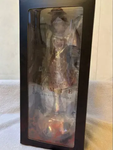 이토 준지 x 후지모토 케이키 [토미에] 콜라보레이션 동상 마메구라이