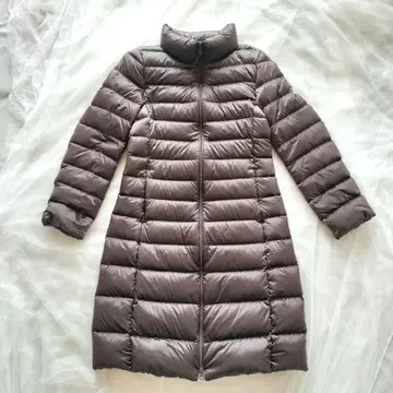 유니클로 ULTRA LIGHT DOWN 롱 코트 M