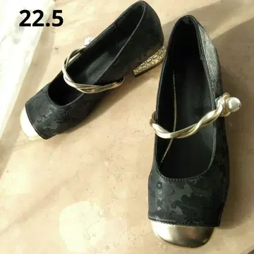 비쥬 장식 로우힐 블랙 펌프스 파티 신발