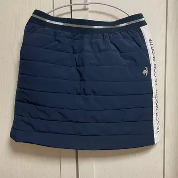[ L ] 르꼬끄 스포르티브 다운 스커트 네이비