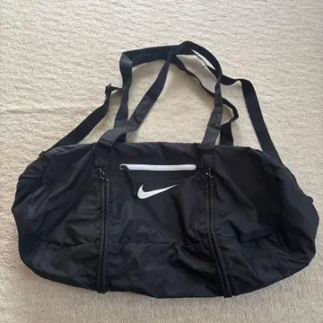 Nike 블랙 백