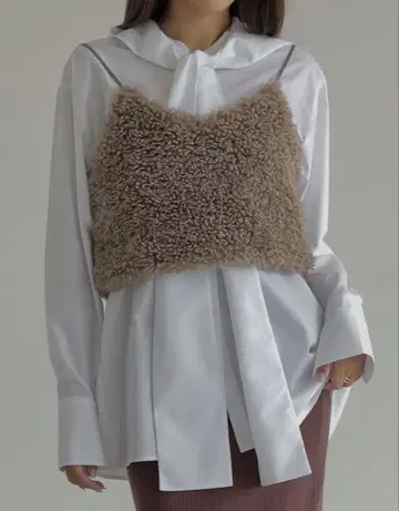 [미사용 새상품] Re:EDIT 리디 티베트 라무 인조 모피 뷔스티에