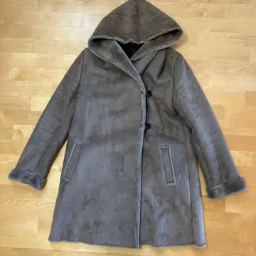 후드 부착 무스탕 스웨이드 코트 M 사이즈