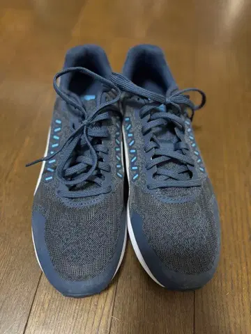 puma 러닝화 26cm