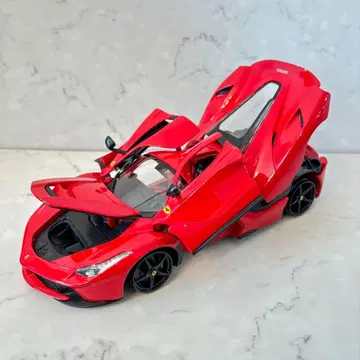페라리 마이스트 1/18 Maist LaFerrari