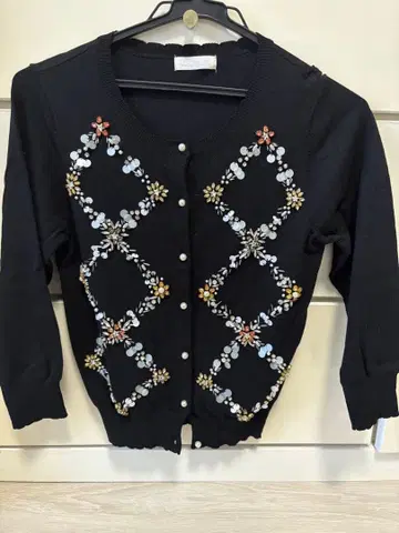 체리앤 비쥬 가디건