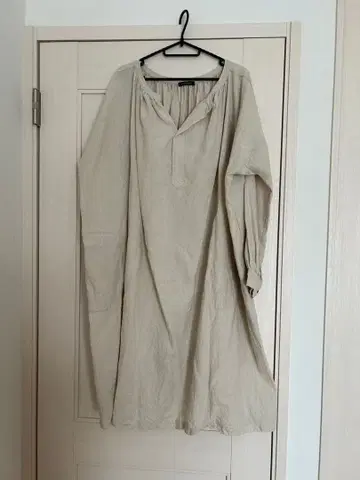 베리떼꾸르 린넨 원피스