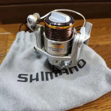 SHIMANO TWIN POWER 2000 스피닝 릴