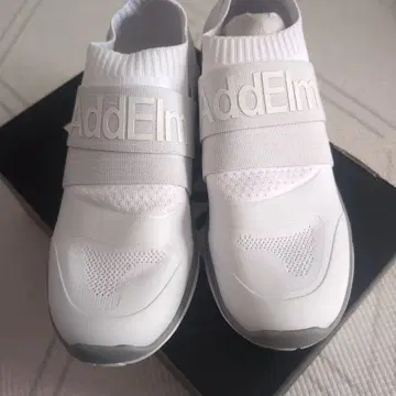 미사용 새상품 26.5 27.0 AddElm 화이트 스니커즈 슬립온 간호