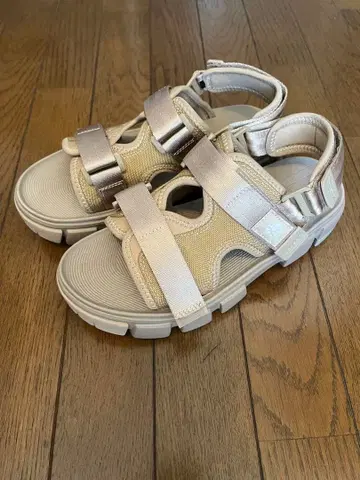 SHAKA 스포츠 샌들 베이지