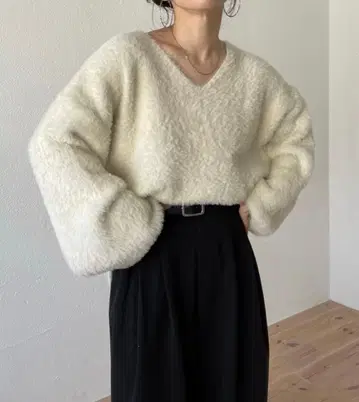 2way shaggy over knit / 앞뒤 투웨이