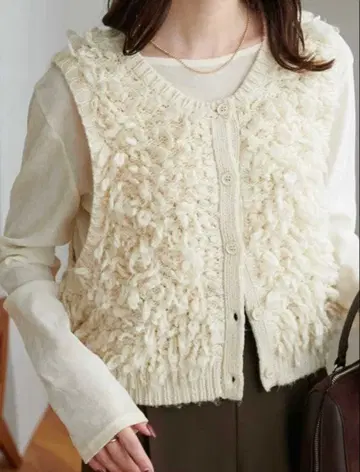 디스코트 루프 양 베스트