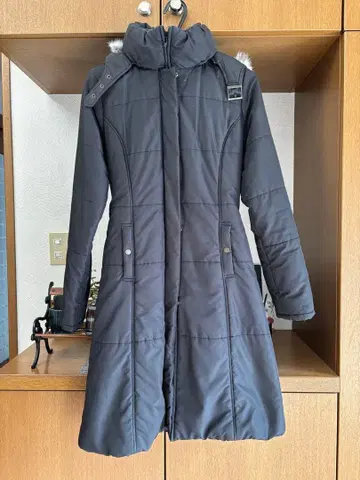 COMME CA ISM 블랙 다운 자켓