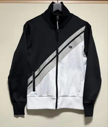 오니츠카타이거 트랙 자켓 사이즈 L
