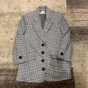 하나에모리 하운드투스 체크 패턴 브라운 계열 자켓