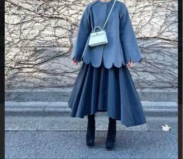 시뉴 그레이 스캘럽 판초