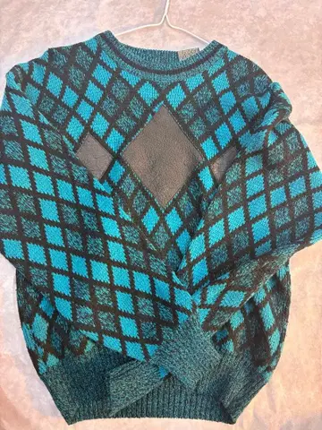 Campus M 사이즈 니트 스웨터 파랑 검정 다이아몬드