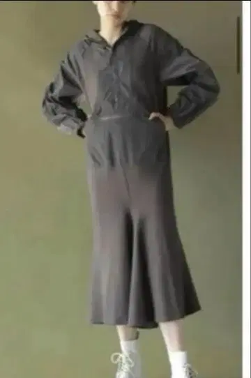 LASUD 후드 부착 롱 원피스 그레이 이소재 후드티 원피스