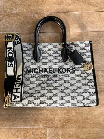 MICHAEL KORS MK 로고 숄더백