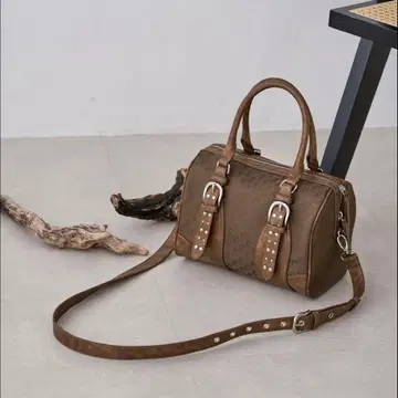 JEANASIS 스터드 자카드 모노그램 보스턴