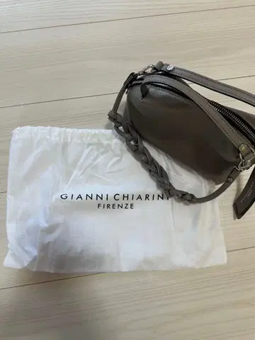 지아니 키아리니 GIANNI CHIARINI 아리파 S 토르토라