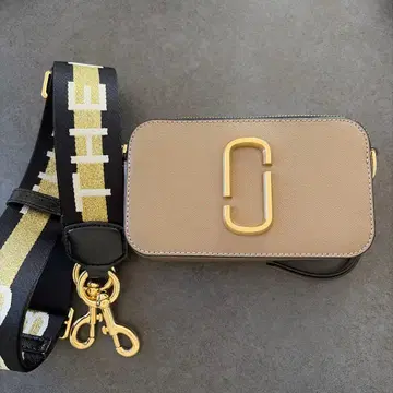 가격 인하 중! [새상품급] MARC JACOBS 숄더백 스냅샷