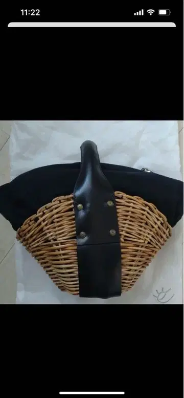 에바고스 EBAGOS 지퍼 달린 바스켓 한 손잡이 블랙