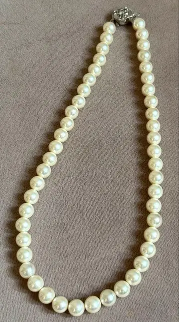 카츠라 유미 진주 목걸이