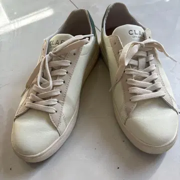 CLAE 클레이 스니커즈