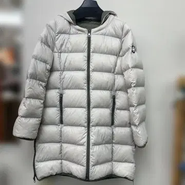 그레이 후드 부착 다운 자켓