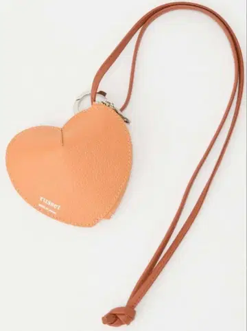 russet 러셋 하트 참 오렌지 WEB 한정판 소가죽