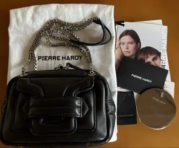 새상품급 PIERRE HARDY 미니 알파 핸드백