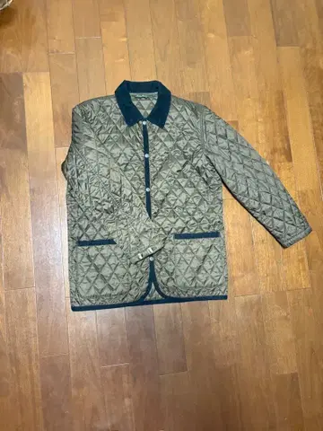 Eddie Bauer 퀼팅 자켓 카키 구제 의류