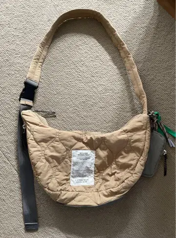 니코앤드 베이지 퀼팅 숄더백