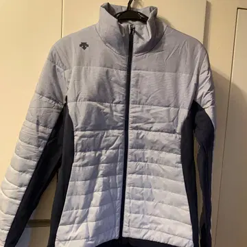 남성용 다운 자켓 그레이와 네이비