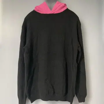 SOPHNET. 후드 부착 스웨터 블랙과 핑크