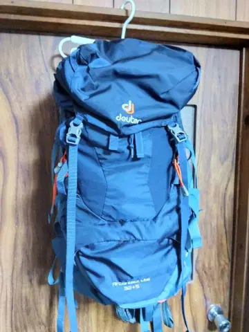 deuter Aircontact Lite 32+5 백팩