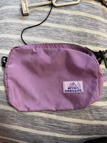 GREGORY 퍼플 숄더백