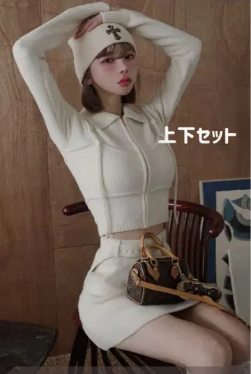 뷔스티에 도킹 니트탑 & 벨트 니트 미니 스커트