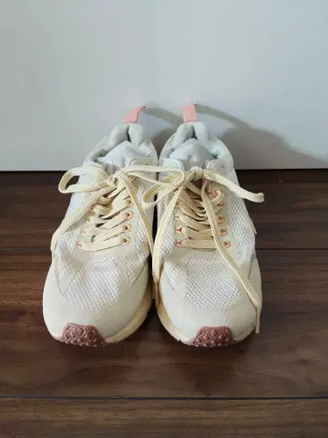 VEJA 스니커즈 베자