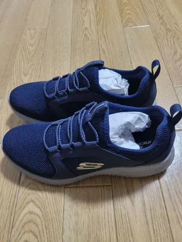 SKECHERS 프렉션 마이오그램 25.5cm