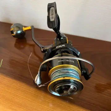 ROOBLINOS SN8000 스피닝 릴 블랙/골드