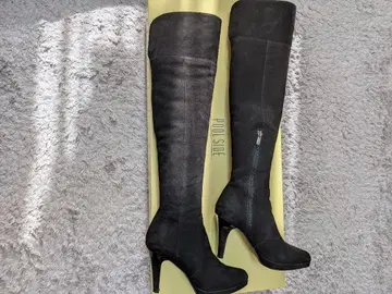 풀 사이드 블랙 스웨이드 오버니 부츠