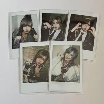 0.1g의 오산 가와무라 유세이 폴라로이드