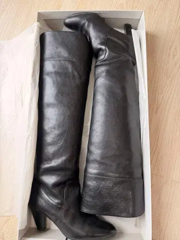 Fin 블랙 가죽 롱 부츠 하이힐