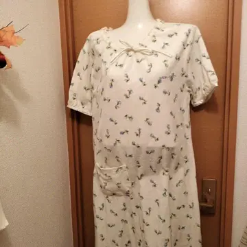 LAURA ASHLEY 꽃무늬 룸웨어 즉시 구매