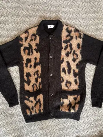 FTW 레오파드 무늬 가디건 M 사이즈