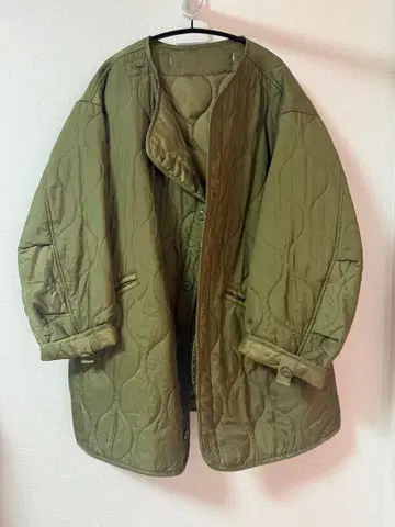 [ 새상품급 ] 올리브 그린 퀼팅 자켓